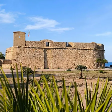 Nuria Tres Calas Tourist